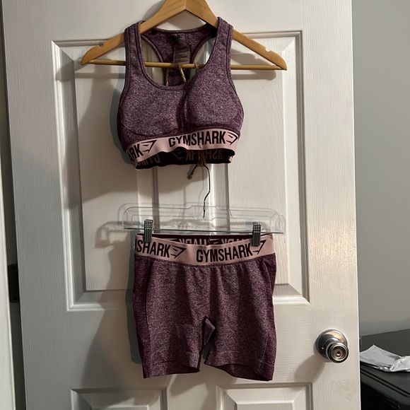 Gymshark purple dry fit sports bra - Picture 4 of 4